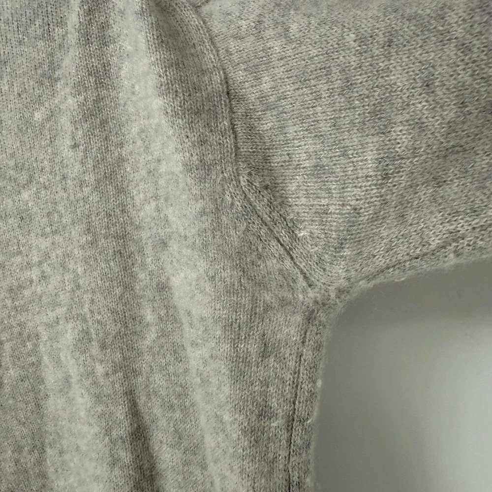 SKULL CASHMERE X SOULCYCLE 'SOUL' CREWNECK‎ CASHMERE SWEATER MEDIUM -- NOTE FLAW